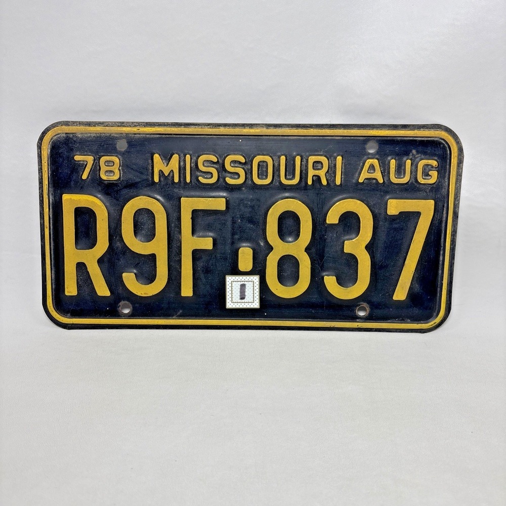 Vintage Black  & Yellow Missouri January 1978 Aug License Plate R9F-837 MO 70s